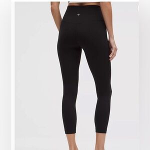 lululemon 28 inch athletica Classic Black Leggings worn once